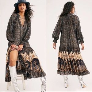 Free People Feeling Groovy border print size medium